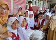 SD Negeri Parinring Makassar Gelar Karya P5 Meski Halaman Sekolah Tergenang Air
