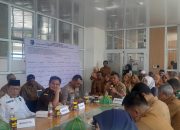 Ketua PGRI Bulukumba Bersama Bupati Mukhtar Ali Yusuf Tandatangani Komitmen Bersama Pelaksanaan SPMB 2025