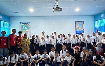 Mahasiswa KKNT 114 Unhas  di Madello Barru Gagas Inovasi Desa Lewat Workshop Digital 