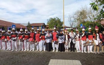 SMK 1 YPLP PGRI Makassar Upacara Peringatan HUT Kemerdekaan ke-80 dengan Inspektur Upacara Hj. Juhrah, S.Sos, M.AP
