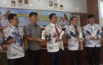 Dr. Muhammad Basri: PGRI Harus Jadi Solusi Atasi Masalah Guru