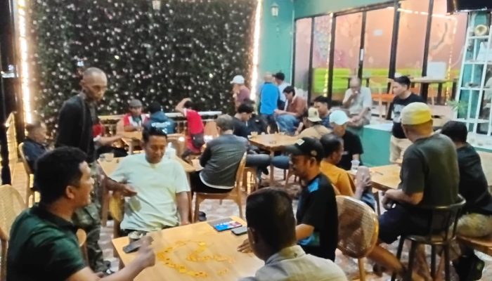 Manajemen LMD Sport dan Cafe Forever Young Perintis Gelar Liga Mini Domino, Ini Para Pemenangnya