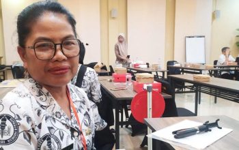 Sosok Esther Paudang, S.Pd: Guru di Ujung Negeri Menyalakan Lentera Pendidikan dari Pelosok Tanah Luwu