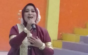 Mengajar dengan Nada, Menginspirasi dengan Karya: Profil Anggita, Juara Nyanyi Solo PORSENIJAR PGRI Enrekang 2025
