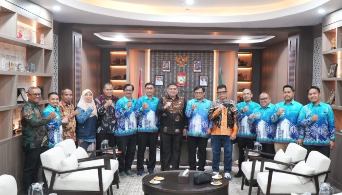 Jelang Pelantikan DPP IKA Unismuh, Pengurus Temui Wali Kota Makassar
