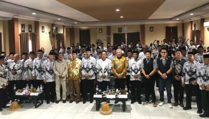 Bupati Pinrang Buka Konkerkab I PGRI, Dorong Perjuangan Hak-Hak Guru