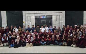 Safari Ramadhan di Patimpeng Bone, Rektor Prof Dr Umar Congge Sosialisasi PMB UMSi hingga Buka Puasa Bersama