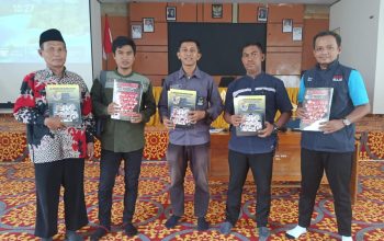 Majalah SUARA PGRI Disebarkan di Cabang PGRI Se-Kabupaten Luwu Timur