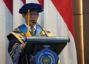 Unismuh Makassar Kukuhkan 692 Wisudawan, Rektor: Ini Titik Awal Pengabdian