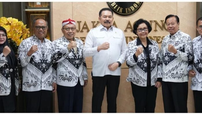 PB PGRI Audiensi dengan Jaksa Agung, Dorong Perlindungan Hukum untuk Profesi Guru