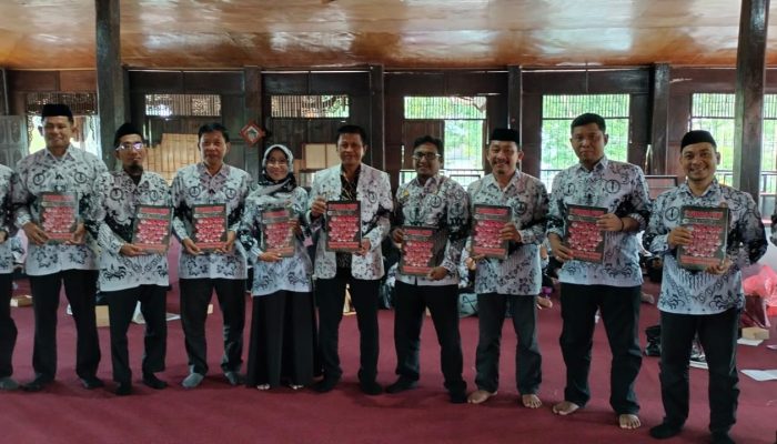PGRI Takalar Siapkan Tim Kontributor Majalah Suara PGRI di Tiap Kecamatan