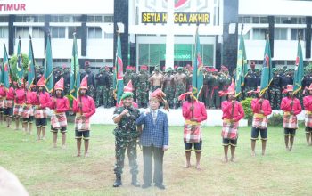 Pangdam XIV Hasanuddin Kukuhkan Rektor Unismuh sebagai Warga Kehormatan