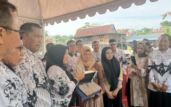 PGRI Sidrap Salurkan Bantuan Rp.157 Juta untuk Korban Kebakaran