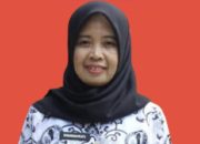 Sinarmawati, S.Pd : Menata Ranting, Menumbuhkan Percaya Diri Guru