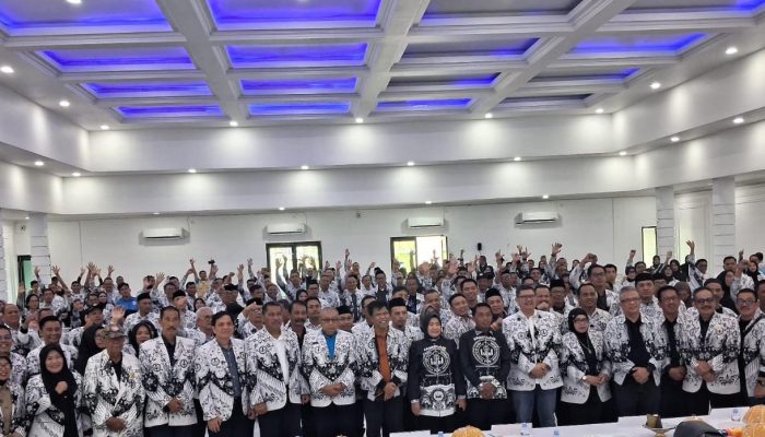Pegang Teguh Budaya ‘Alako’, Bupati Sidrap Syaharuddin Alrif Jamin Logistik Beras-Telur Aman untuk Peserta Porsenijar