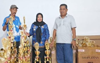 Piala dan Medali PORSENIJAR VII PGRI Sulsel 2026 Diserahkan, Sidrap Matangkan Persiapan Jadi Tuan Rumah