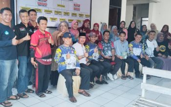 1500 Peserta Defile Siap Berangkat, PGRI Palopo Incar Medali Emas di PORSENIJAR Sidrap