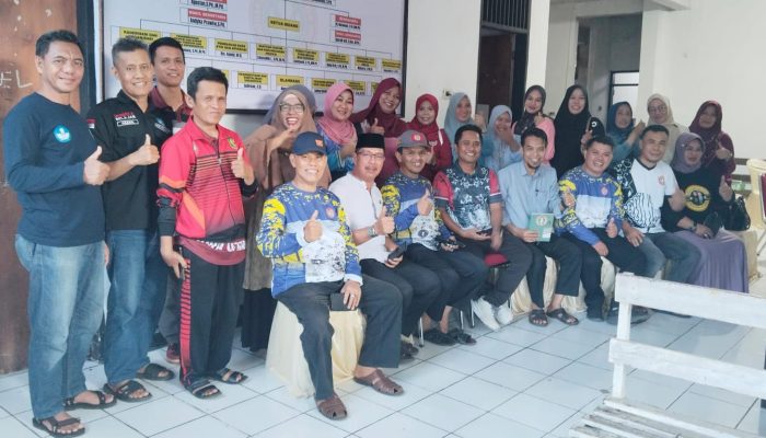 1500 Peserta Defile Siap Berangkat, PGRI Palopo Incar Medali Emas di PORSENIJAR Sidrap