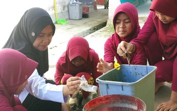 JUMPA BERLIAN Jadi Aksi Nyata Peduli Lingkungan di SDN 175 Kawarasan Tomoni Lutim