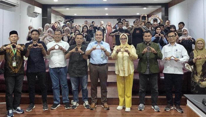STIE AMKOP Makassar Siap Jadi Perguruan Tinggi Koperasi, Gelar Kuliah Umum Revolusi Ekonomi Lokal