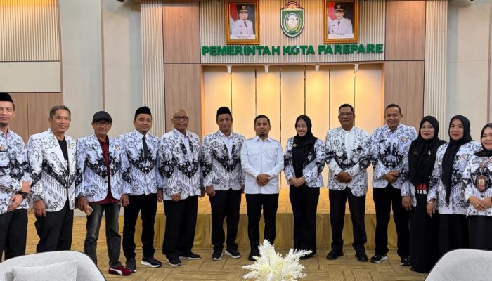 PGRI Parepare Turunkan 177 Peserta ke Porsenijar Sidrap, Incar Emas Melukis dan Ikrar Guru