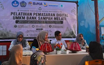 Tim PKM LP3M Unismuh Makassar Latih UMKM Bank Sampah Melati Manfaatkan Pemasaran Digital