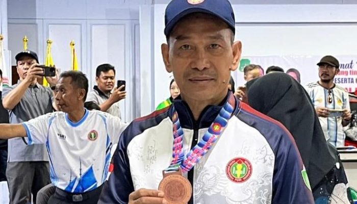 Abdul Hafid Guru SMPN 12 Parepare Raih Medali Perunggu Tenis Meja Beregu di Porsenijar PGRI Sulsel 2026  