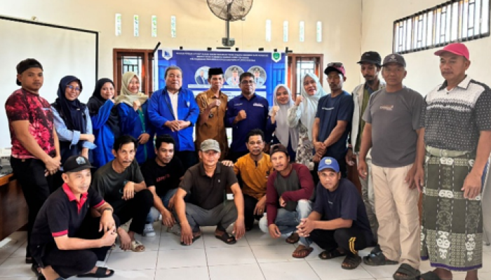 PKM Nasional ADPERTISI Kelompok XVI di Maros Edukasi Warga Kelola Rumput Laut dan Tambak Berbasis Ekologi