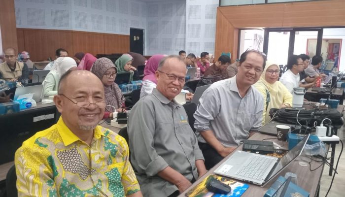 Dosen UCM dan Universitas Handayani Apresiasi Workshop AI LLDIKTI IX, Dinilai Perkuat Kompetensi Dosen Hadapi Transformasi Digital