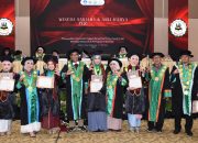 Hiqmah Divani Putri Jadi Wisudawan Terbaik UCM 2026, Lima Lulusan Berprestasi Terima Penghargaan