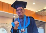 Rektor UMSi Prof Umar Congge Raih Gelar Magister Perencanaan Wilayah dan Kota di Unibos Makassar