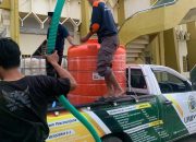Kemarau 4 Bulan, UNIMEN Kerahkan Mobil Operasional Salurkan Air Bersih Gratis ke Warga Enrekang