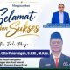 Rektor UKI Paulus Prof Dr Agus Salim Ucapkan Selamat kepada Otto Parorongan, Kepala BPKAD Papua Barat